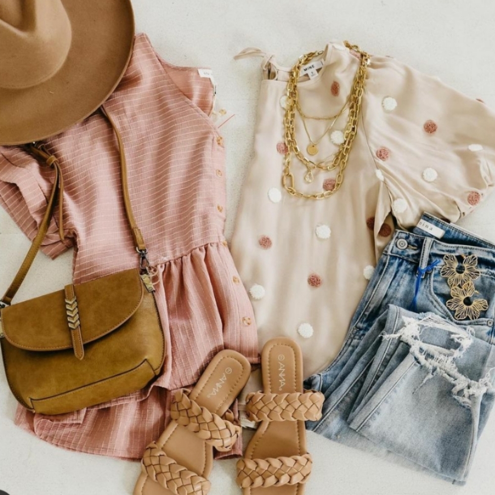 Textured Dot Top